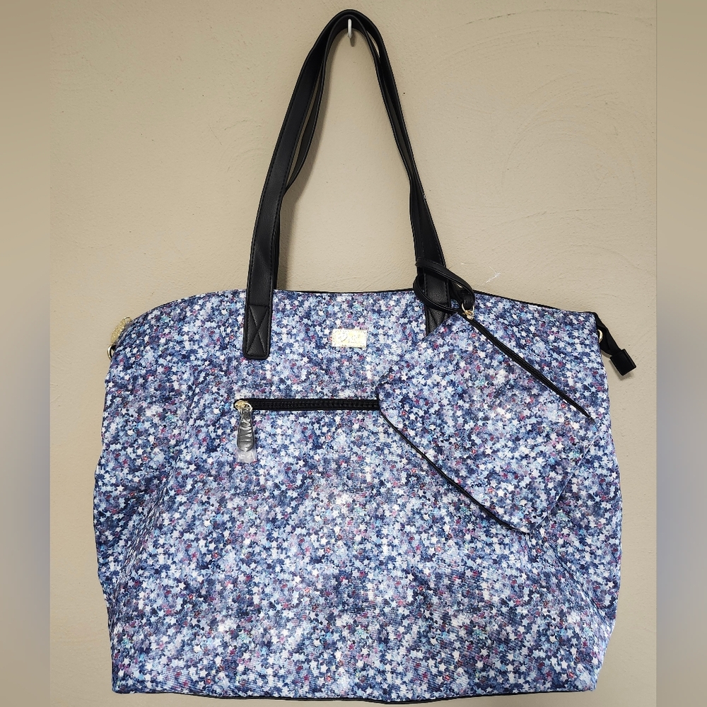 Luv Betsey Betsey Johnson Star Print Tote Bag. Nwot
